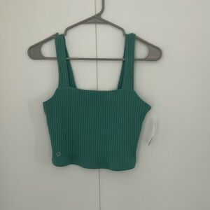 Blue ribbed cropped tank top